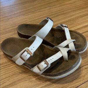Birkenstock Mayari White Sandals Girl’s EU 34 US 3-3.5